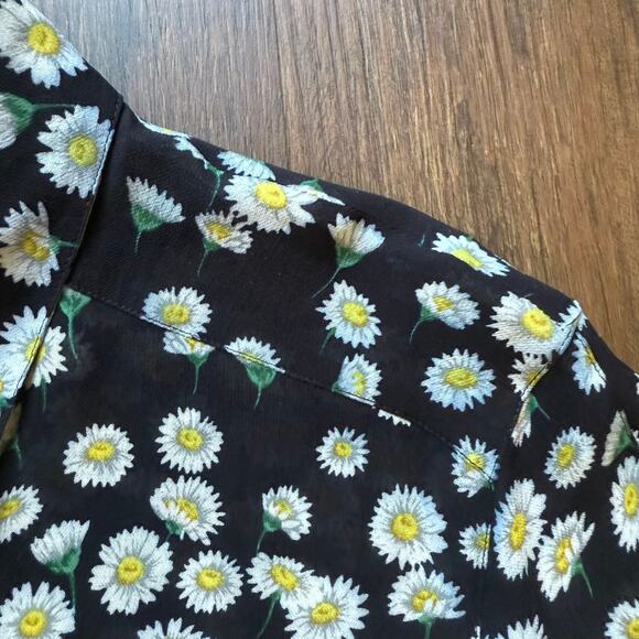 Escada Sport Daisy Print Floral Button Front Blouse Women’s 42 Black White - Picture 12 of 12